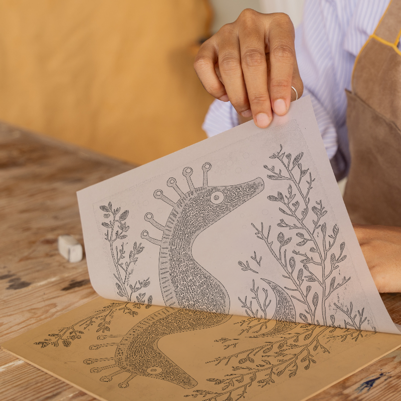 Seahorse in seaweed Linoprint-Style Art (732-1)