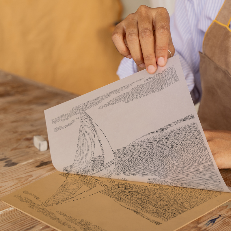 Sailing dinghy tilted by wind Linoprint-Style Art (2530-1)