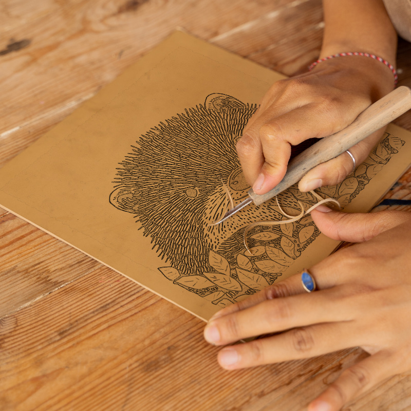 Hedgehog in autumn leaves Linoprint-Style Art (717-1)