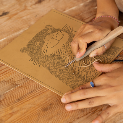 Cute Otter Linoprint-Style Art (633-1)